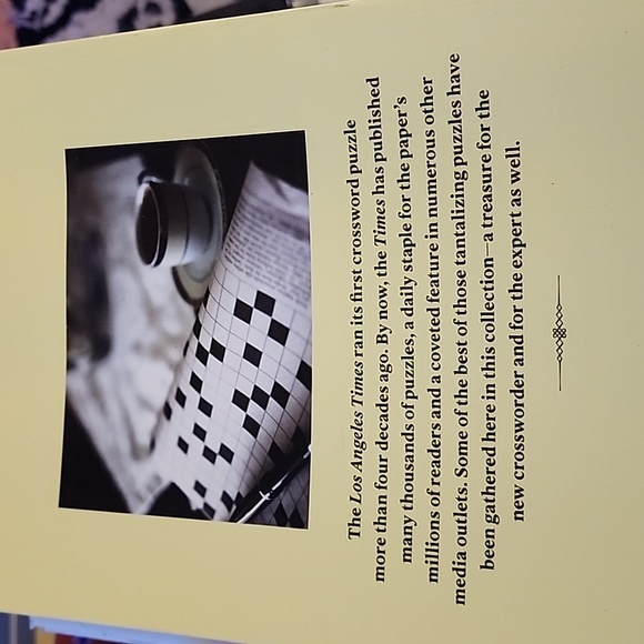 Los Angeles Times Crossword Puzzle book - Picture 2 of 3